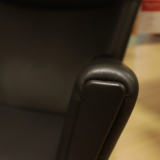 Image 1 of Poltrona ad ala Carl Hansen CH445