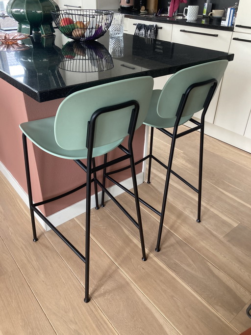 2 Barhocker / Barhocker Infiniti Tondina Pop hellgrün
