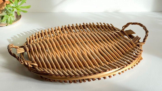 Vintage rattan serving tray – Table accessories (photo 2 of 21)