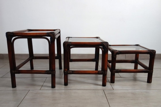 3 Vintage Bamboo and Smoked Glass Nesting Tables, 1960s – Side tables, Rattan (photo 3 of 16)