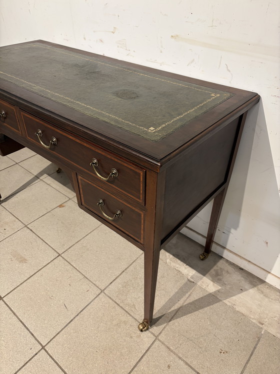 Image 1 of Engels tafel bureau dames bureau 