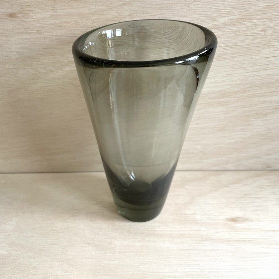 Image 1 of Vaso in vetro Holmegaard - Design danese, vetro vintage colorato