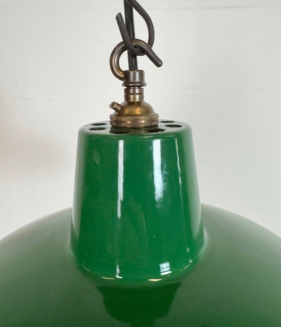 Image 1 of Lampada a sospensione in smalto verde industriale, anni '60