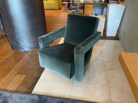 Image 1 of Sillón Cassina UTRECHT (NUEVO 2025) en terciopelo ORTIGIA VERDE CACTUS Lincoln 13L 656