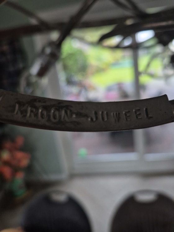 Image 1 of Hermosa lámpara Crown Jewel