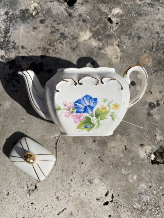 Image 1 of Mini théière Sadler en porcelaine fleurie – Angleterre
