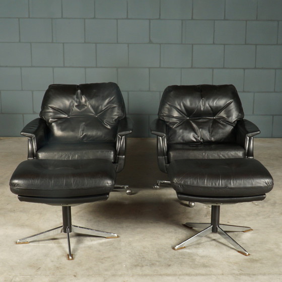 Image 1 of Set vintage lederen draaifauteuil met hocker – jaren 70