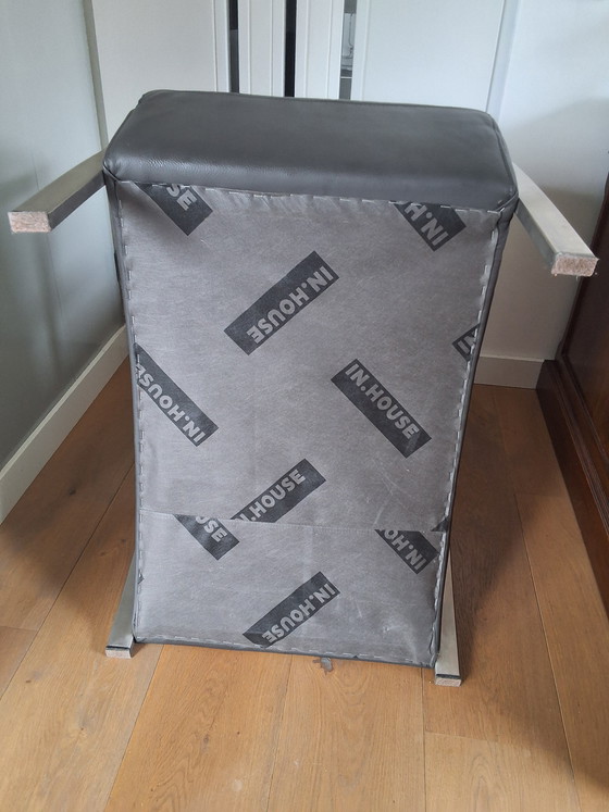 Image 1 of Fauteuil en cuir intérieur