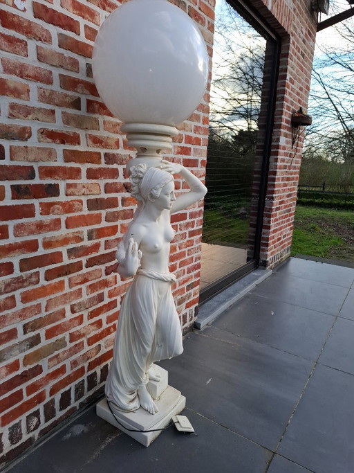 Art Deco lamp marmer