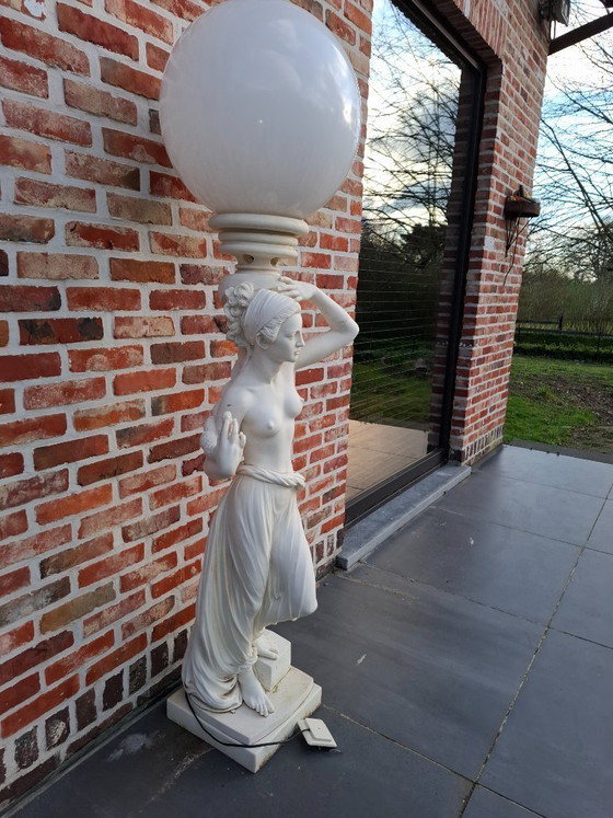 Image 1 of Art Deco lamp marmer