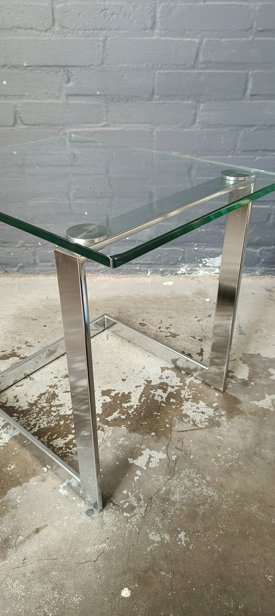 Image 1 of Tavolino laterale modernista Gebra in vetro cromato.