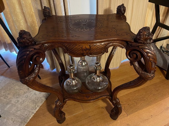 Image 1 of Mesa neorrenacentista con bandeja, italiana, siglo XIX, nogal macizo