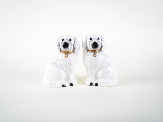 Image 1 of Figuritas de perros de cerámica, estilo inglés, década de 1970, hechas en Inglaterra.