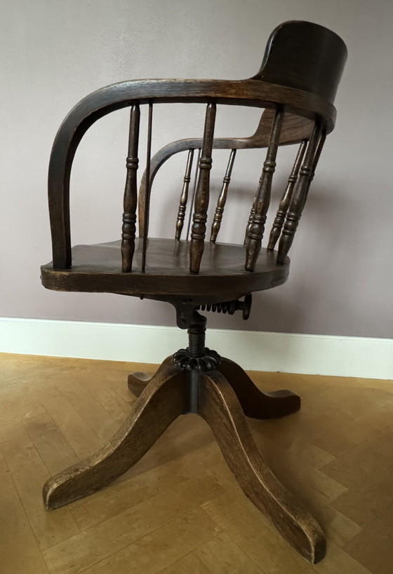 Image 1 of Antiek Oud Engelse bureaustoel, Heywood-Wakefield co.