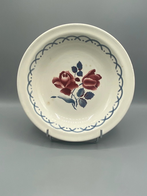 Piatto fondo antico Digoin Sarreguemines – Modello Cannes – Rose – Circa