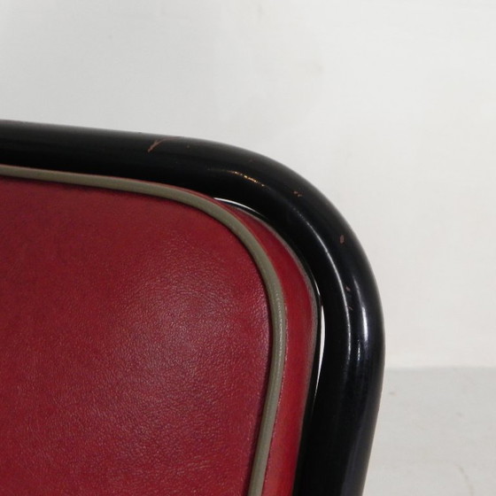 Image 1 of Conjunto de 4 sillones y mesa de centro con estructura tubular de estilo Bauhaus, década de 1950.