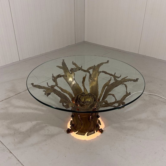 Image 1 of Table basse brutaliste illuminée en laiton foncé, années 1960