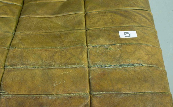 Image 1 of Sofá modular De Sede DS11 de cuero con parches verde oliva, diseño de mediados de siglo, 6 elementos. Suiza, años 70.
