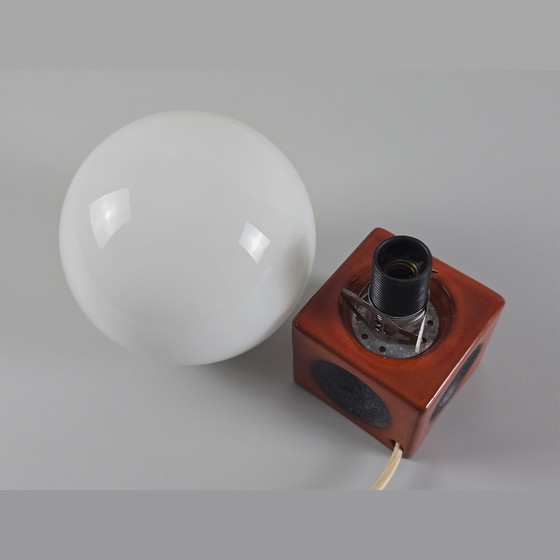 Image 1 of Vintage 1970S Tischlampe mit Opalglas Globus Schatten & Keramik Basis