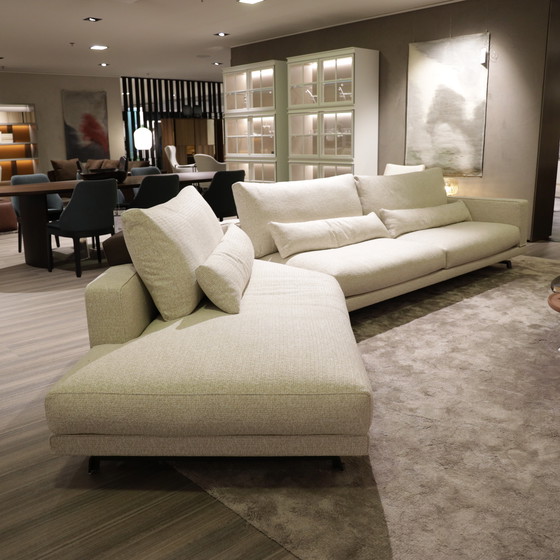 Image 1 of Molteni&C Octave corner sofa