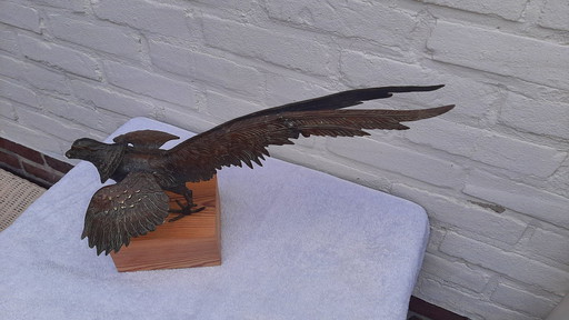 Vogel aus Bronze