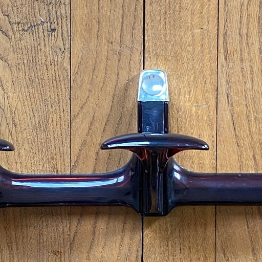 Vintage Handtuch-/Garderobenständer aus braun-violettem Plexiglas mit 3 Haken