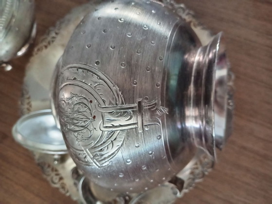 Set teiera e zuccheriera in metallo argentato – Servizi da tavola, Argento (photo 3 of 7)