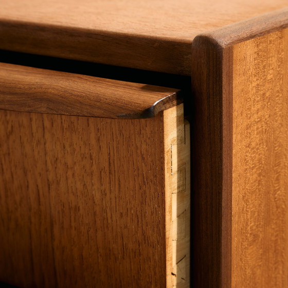 Image 1 of MK10648 Commode en teck restaurée