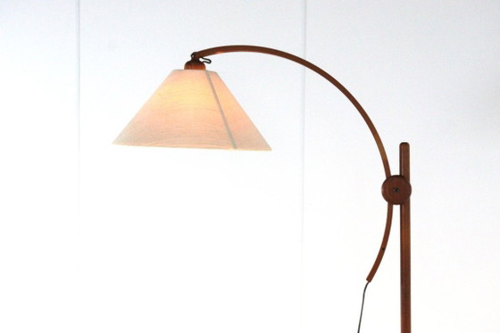 Image 1 of Lampadaire Domus « Arcea » en teck vintage