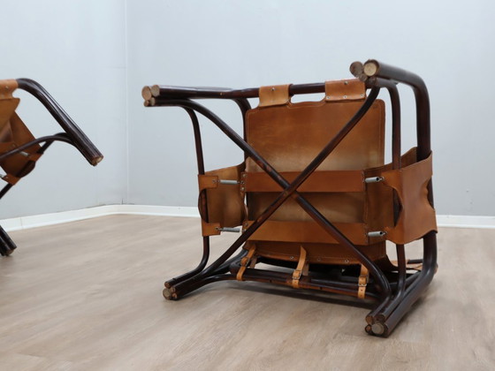 Image 1 of Tito Agnoli fauteuil uit het midden van de 20e eeuw, leer en bamboe, jaren 60.