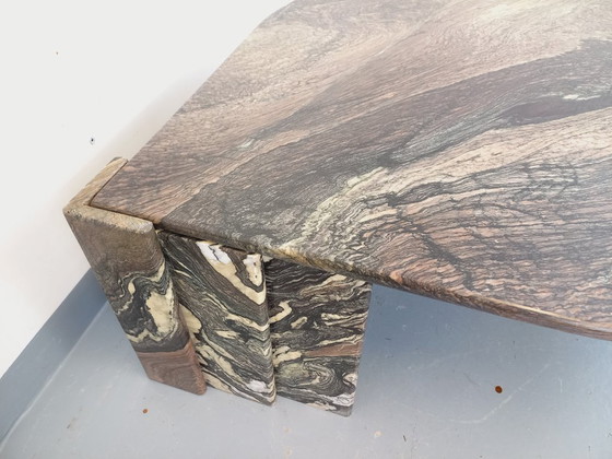 Image 1 of Vintage marmeren salontafel uit de jaren 70.