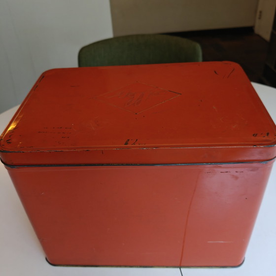 Image 1 of Boîte de rangement industrielle Agfa vintage – Métal orange brûlé