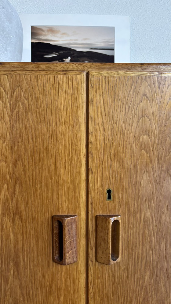 Image 1 of Credenza alta Vintage Deens Eiken