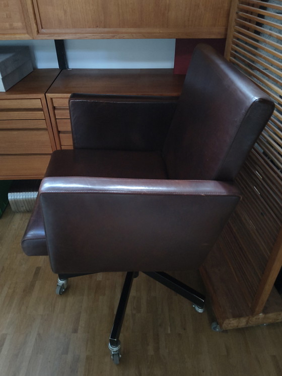 Image 1 of AVL Bürostuhl