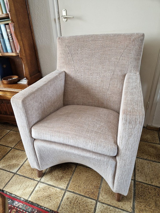 Twee fauteuils Evidence, type Dolcinea