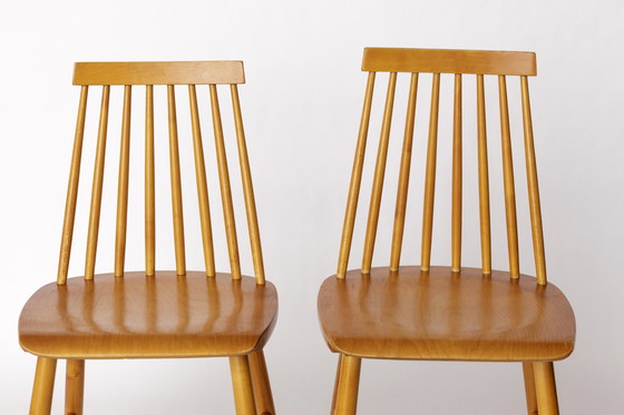 Image 1 of Paar Yngve Ekström "Pinocchio" Esszimmerstühle - Schwedisches Buchenholz, 1960er Jahre Vintage Skandinavisches Design