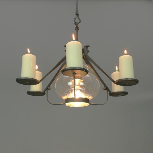 Manfred Bergmeister (1927-2019) - Brutalist handmade wrought bronze pendant lamp / six light candelabra