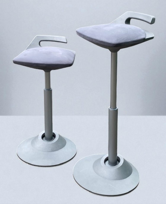 Image 1 of Aiuto in piedi Muv Man