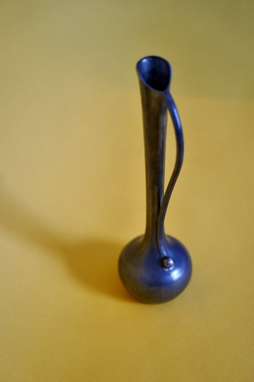 Vase vintage Soliflore en étain - Silhouette élégante du milieu du siècle