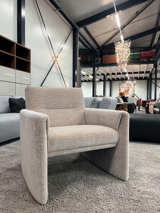 Leolux Boa Vista Armchair dune fabric
