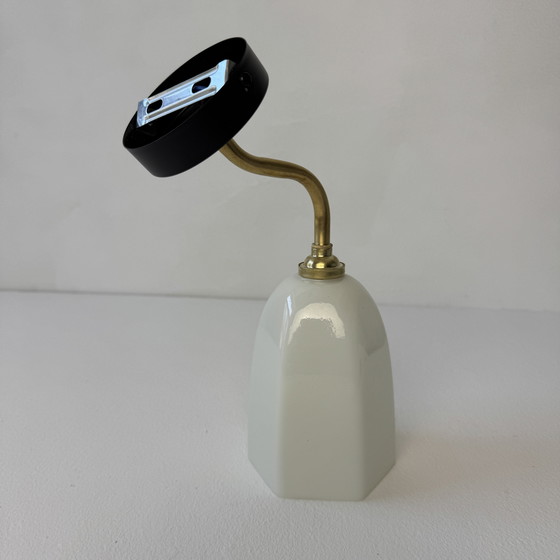 Image 1 of Vintage Opaline zwanenhals wandlamp