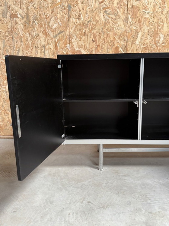 Image 1 of Credenza moderna di metà secolo