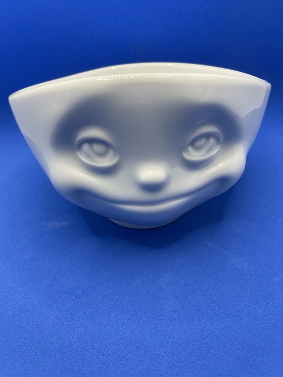 Image 1 of 2 porseleinen kommen met gezichten