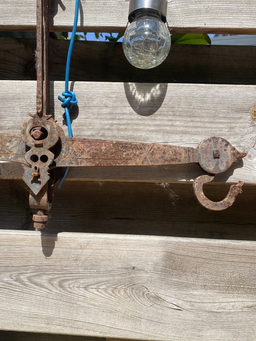 Balance à fléau ancienne, XVIIIe siècle