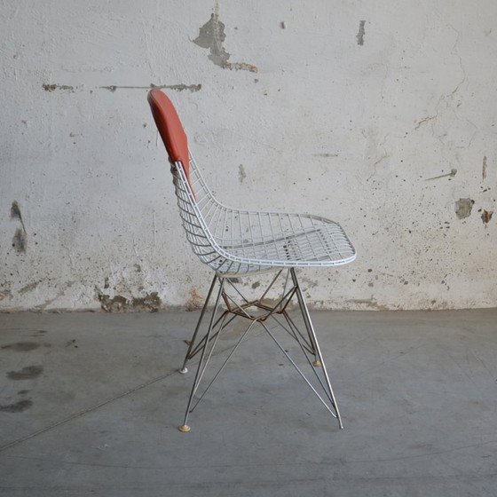 Image 1 of Chaise haute DKR-2 en fil de fer pour bikini