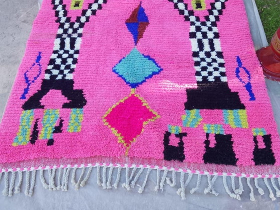Image 1 of Tapis marocain rose en laine 270cmx170cm 