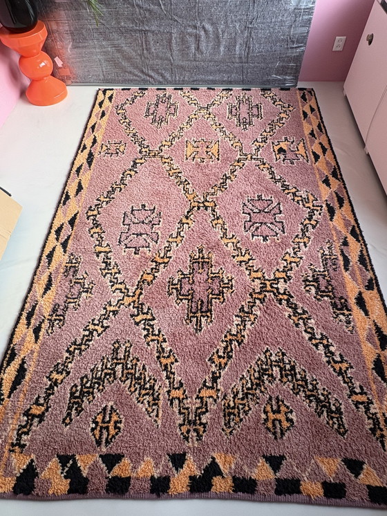 Image 1 of Beautiful high-pile Berber carpet, 100% wool, 280x180 cm.