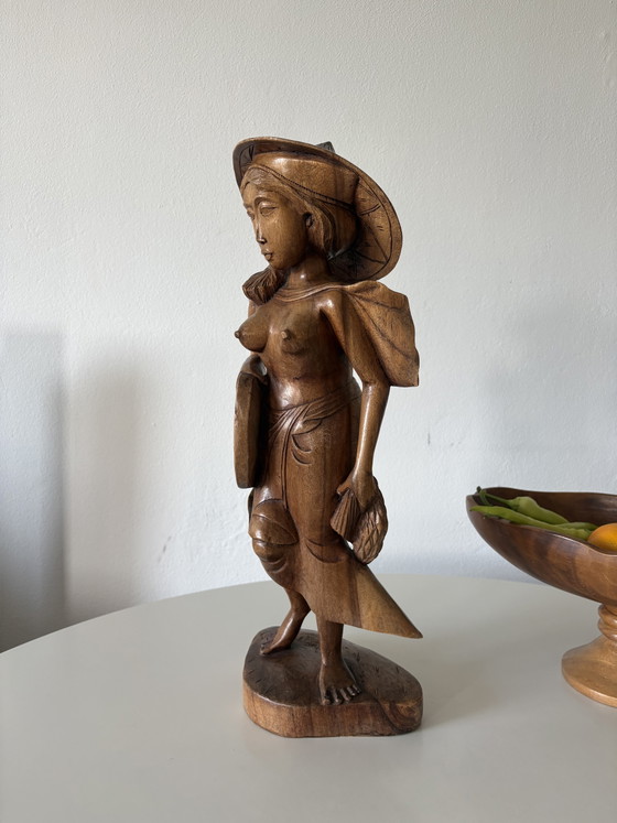 Small Wooden Statue – Sculpture (photo 2 of 7)