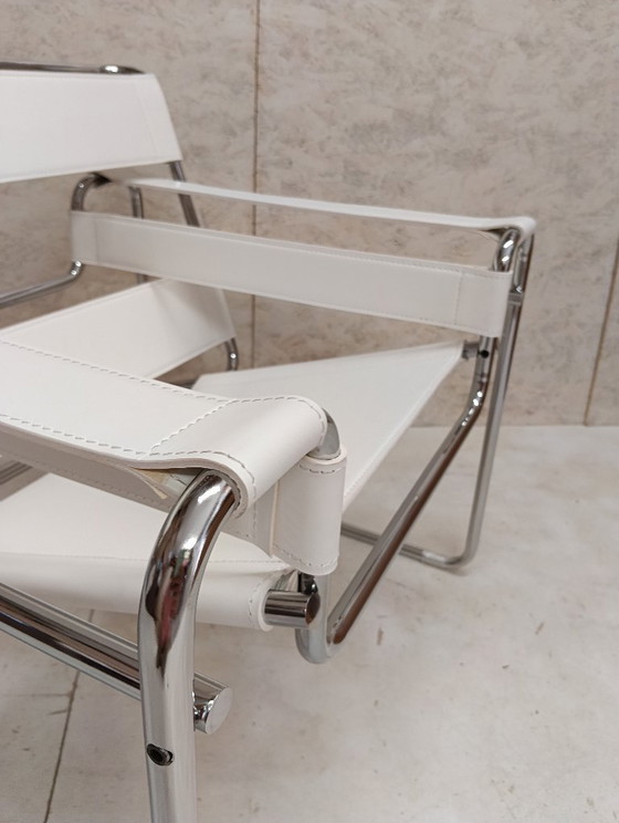 KNOLL Studio Poltrona WASSILY B3 NUOVA, in Cuoio Bianco – Poltrone, Leather (photo 37 of 83)