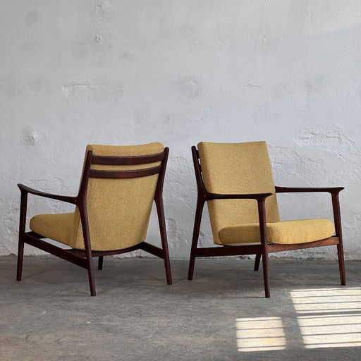 Danish Style Fully Refurbished Mid-Century armchair, 1960